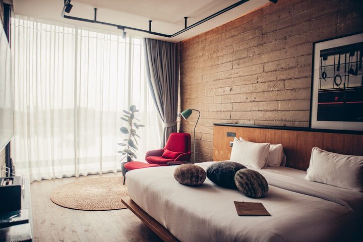 Room 26 of 46