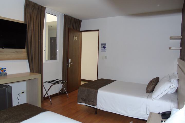 Room 4 of 88