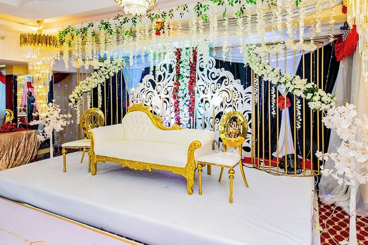 Ballroom/Hall 47 of 51
