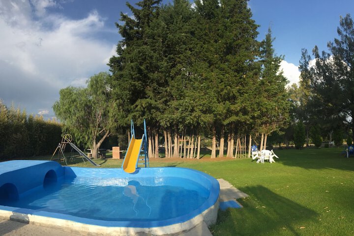 Pool 24 of 63