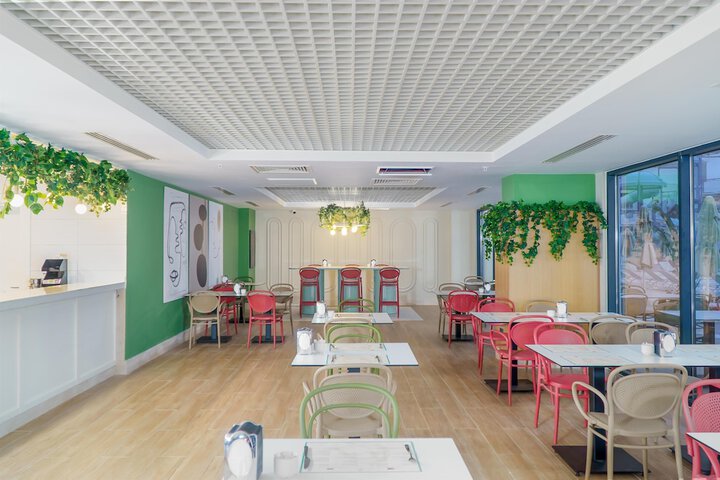 Dining 99 of 116