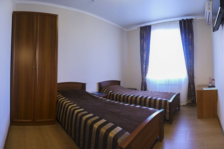 Room 5 of 60