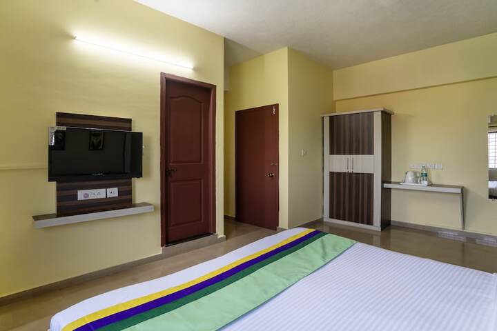 Room 28 of 46