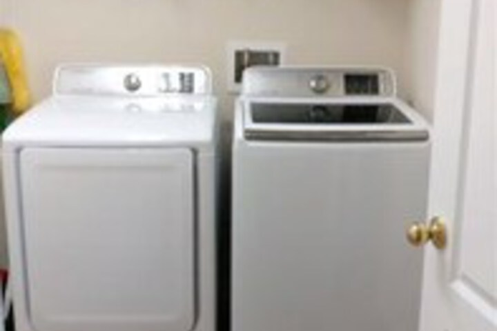 Laundry 10 of 35