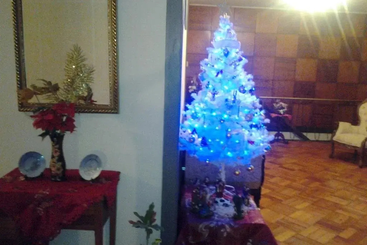 Room 9 of 9