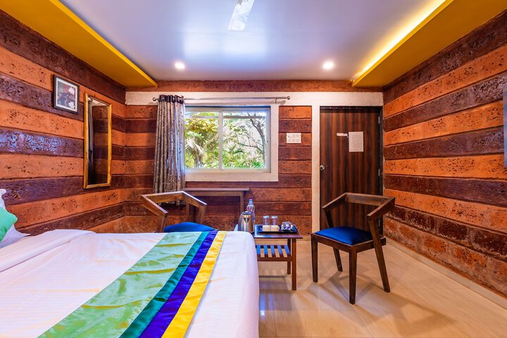 Room 21 of 51