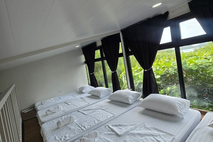 Room 13 of 26
