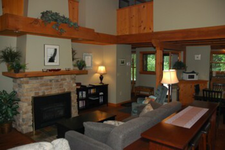 Room 42 of 250