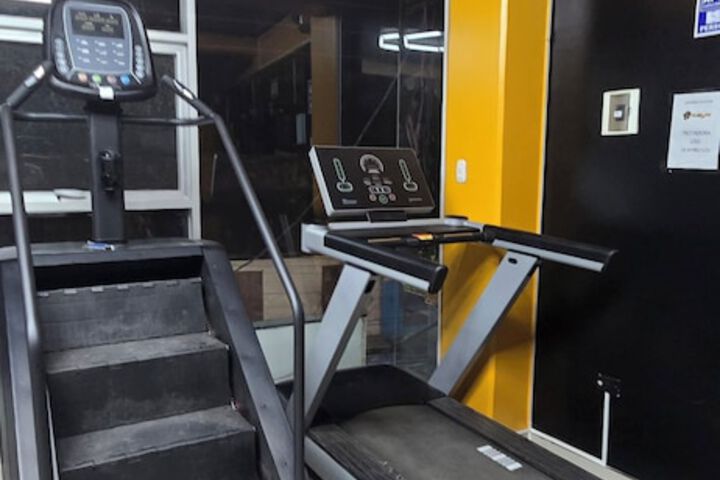 Hotel Club33Fit Hotel Gym