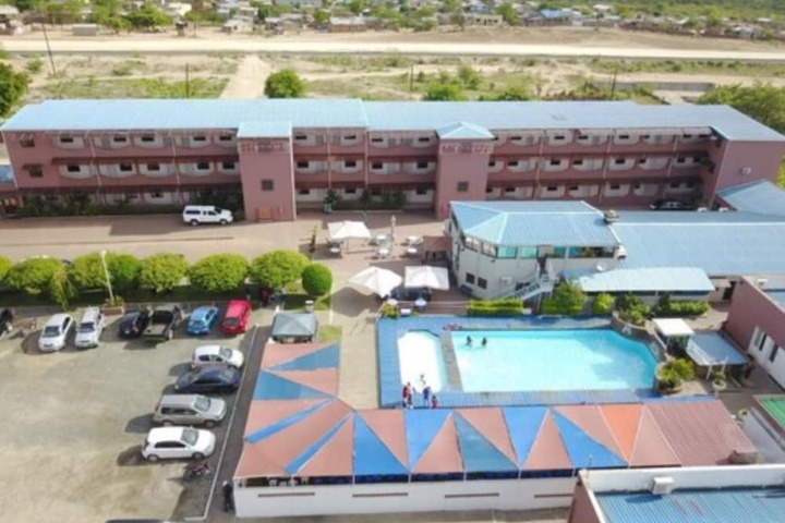 Hotel 36 of 39