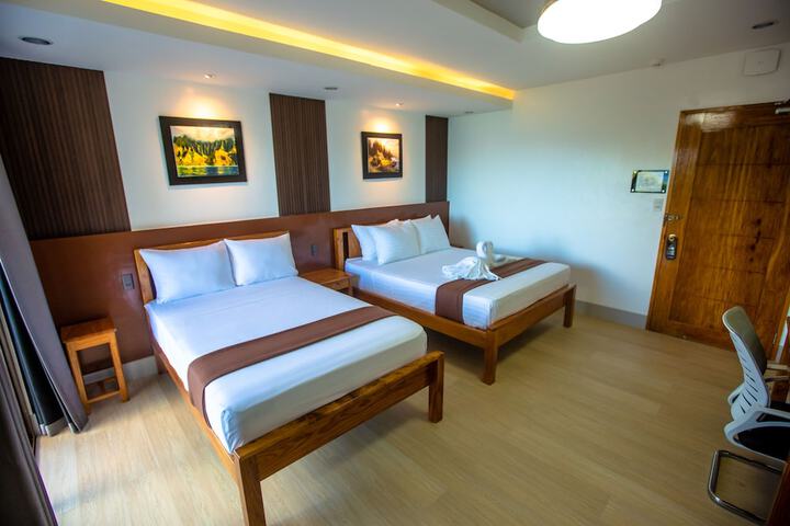 Room 13 of 72