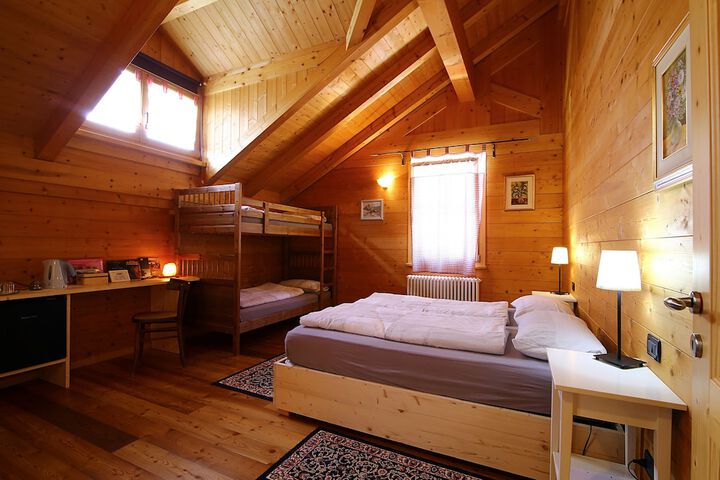 Room 5 of 52