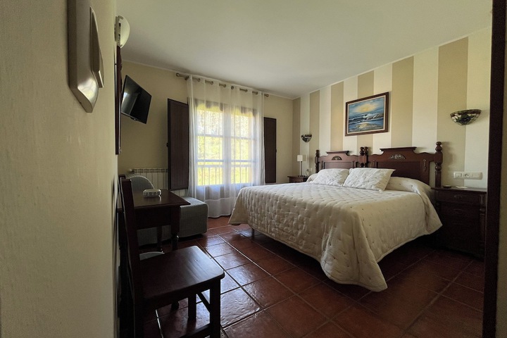 Room 34 of 63