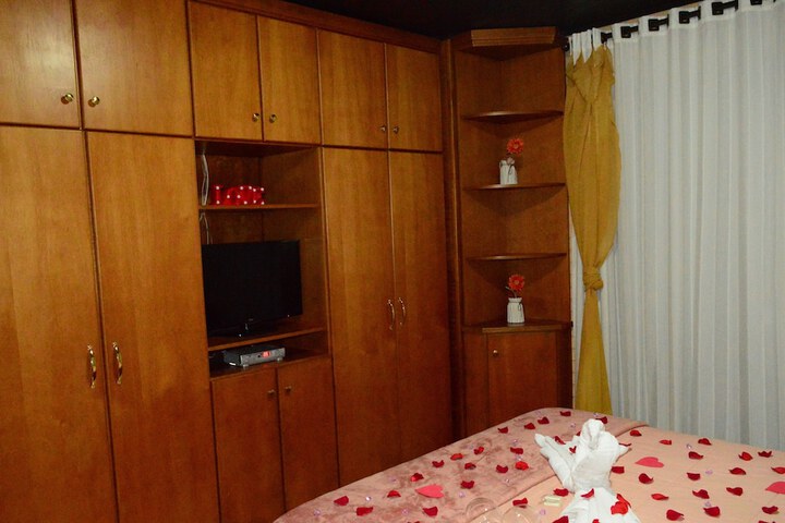 Room 17 of 46