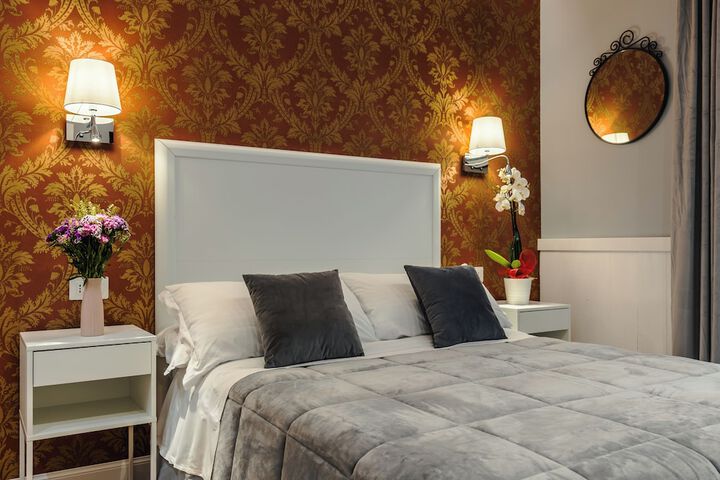 Room 7 of 71