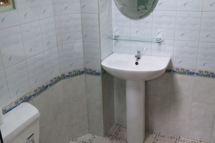Room 82 of 137