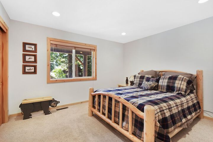 Room 2 of 16