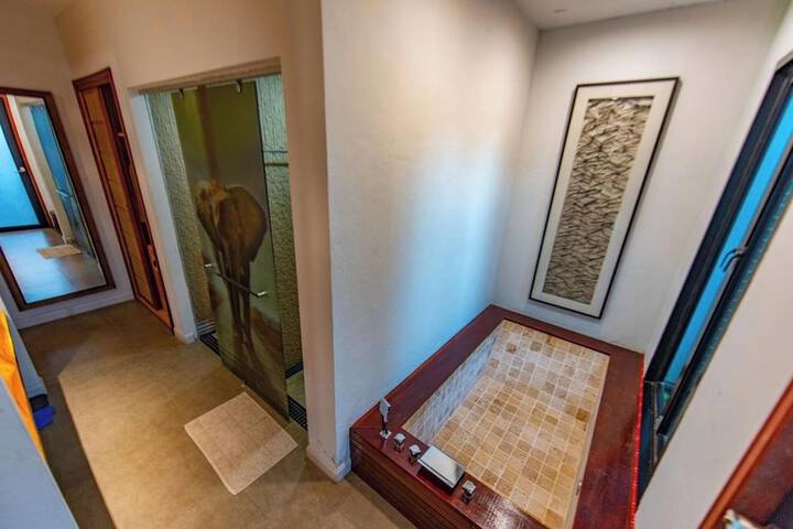 Room 21 of 107