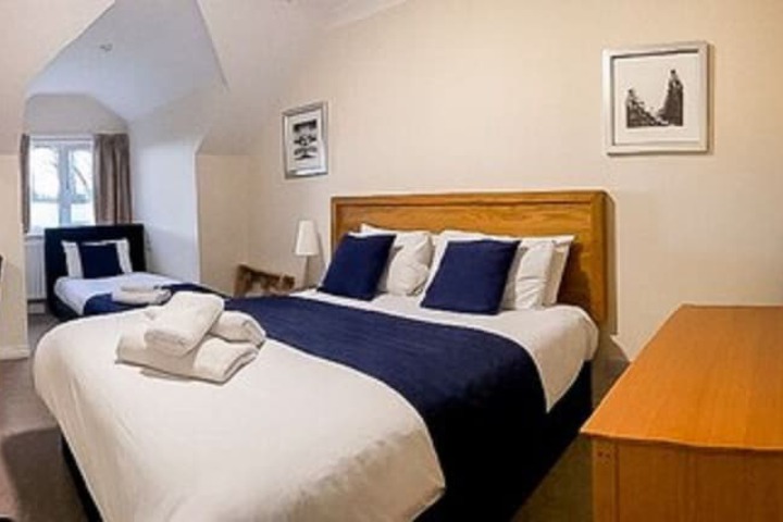 Room 8 of 40