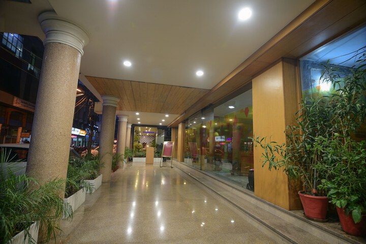 Hotel 37 of 38