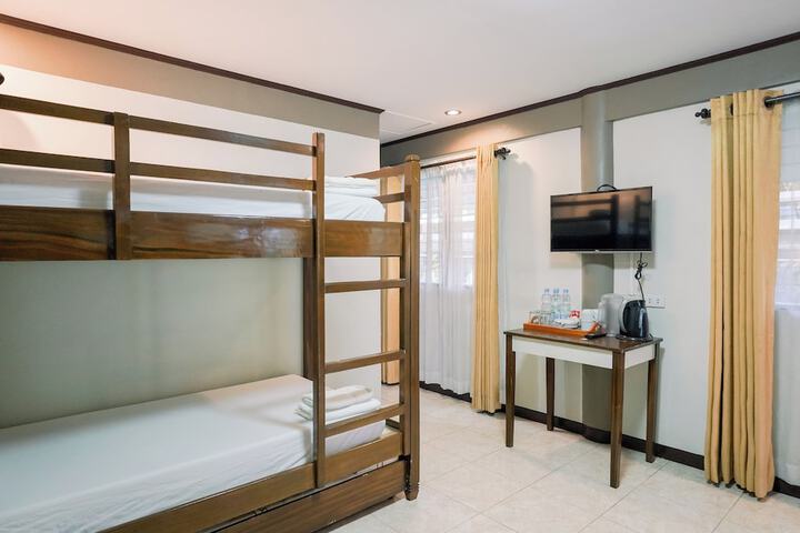 Room 26 of 72