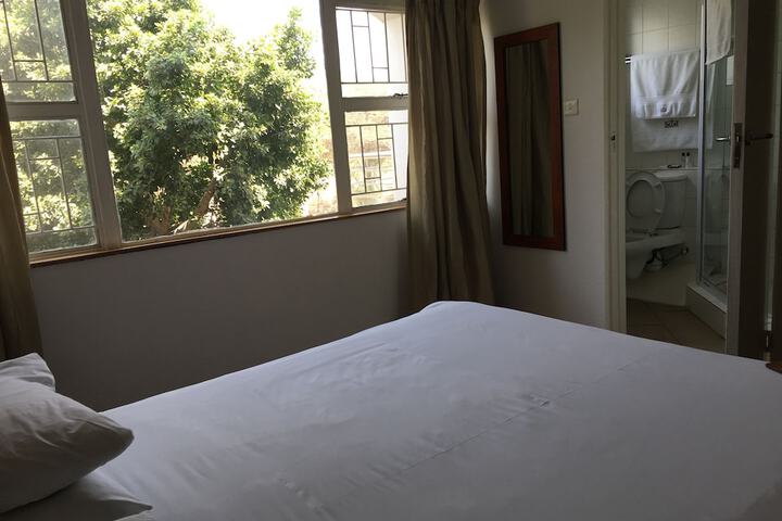 Room 2 of 26