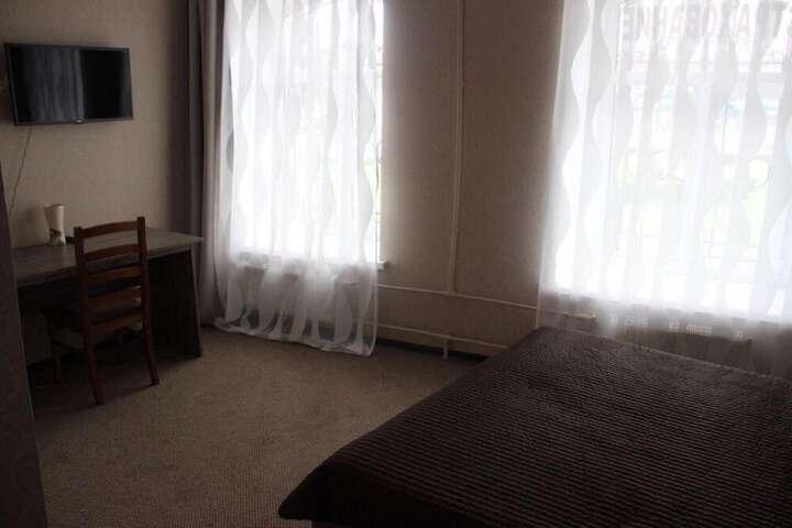 Room 30 of 65
