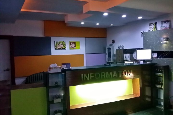 Concierge desk