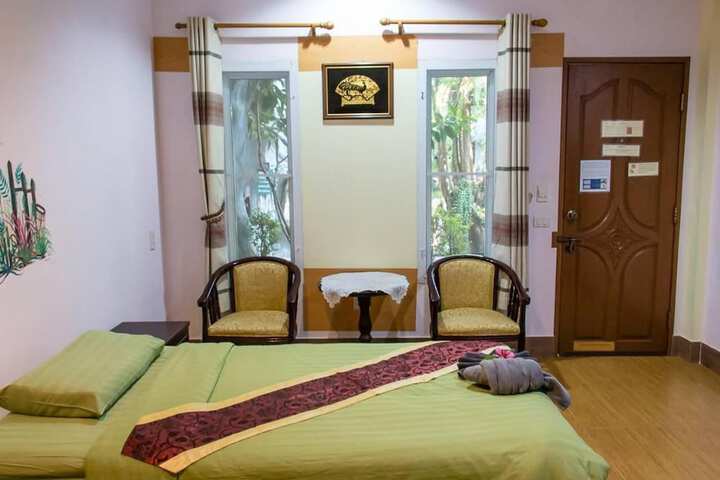 Room 4 of 47
