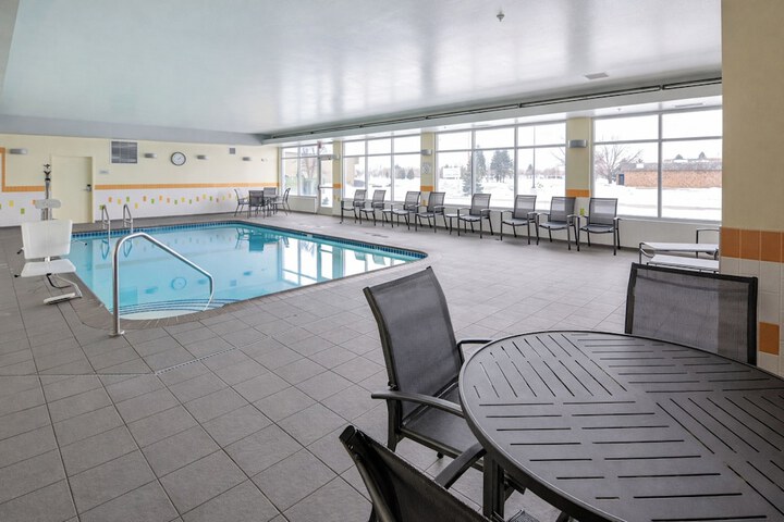 Pools & Facilities