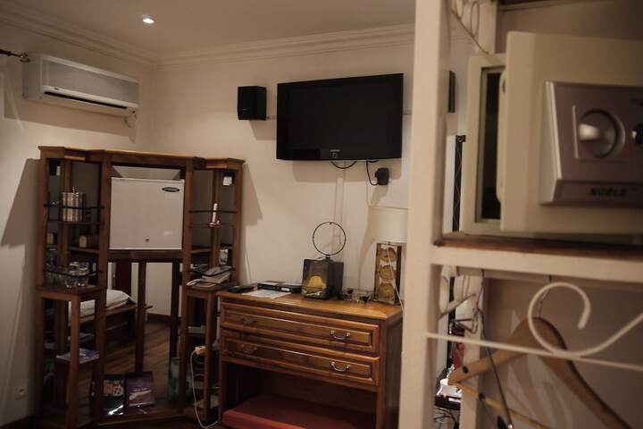 Room 26 of 73