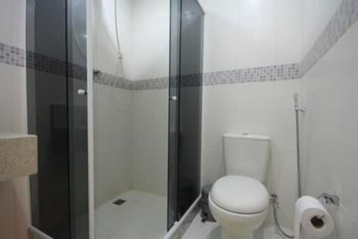 Room 3 of 22