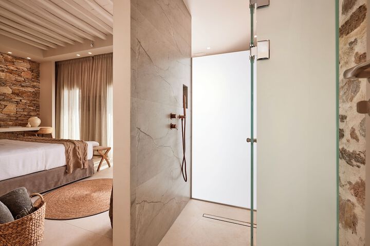 Room 80 of 123