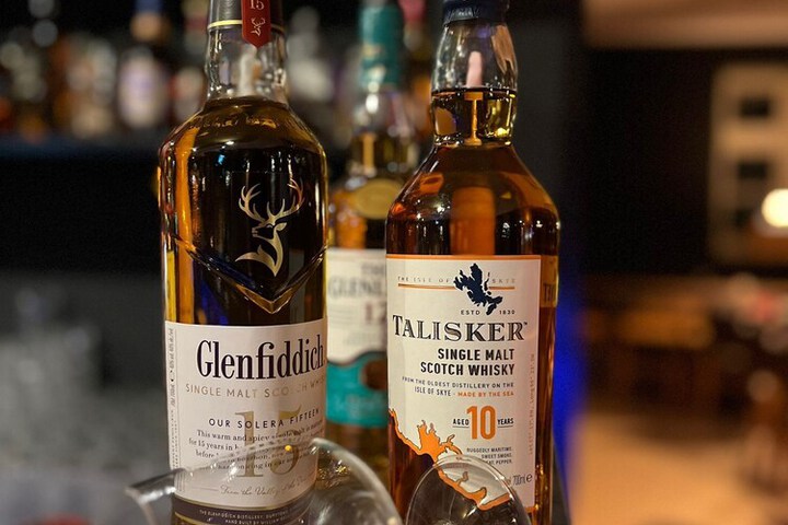 Dining 32 of 38