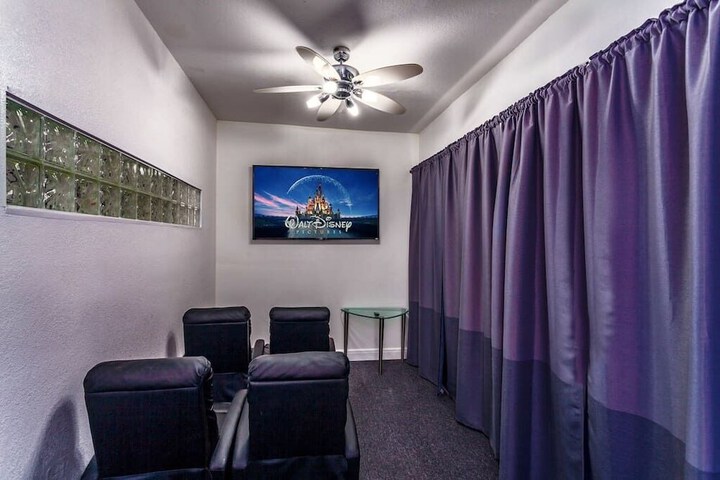 Room 43 of 56