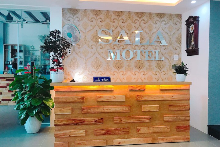 Hotel Interior 4 of 20