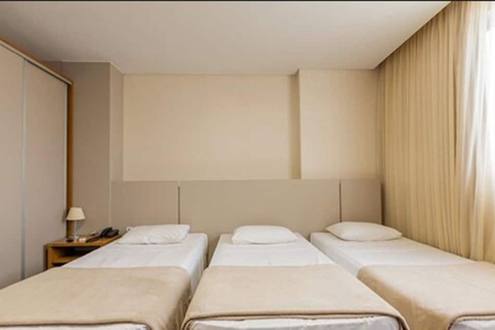 Room 6 of 46