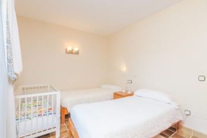 Room 6 of 46
