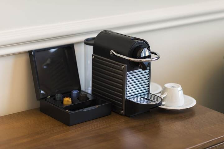 Breakfast/Coffee Service 21 of 41