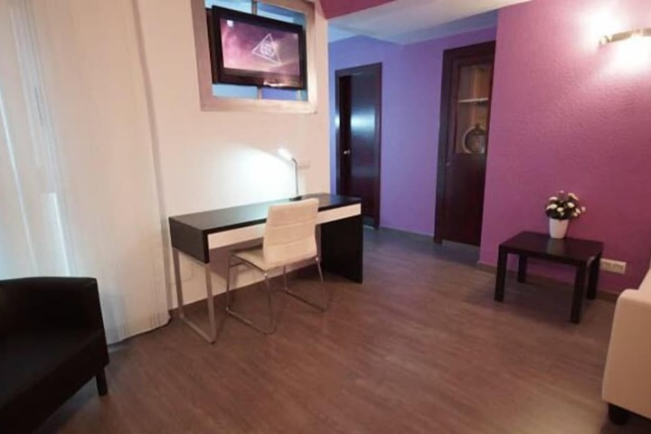 Room 17 of 35