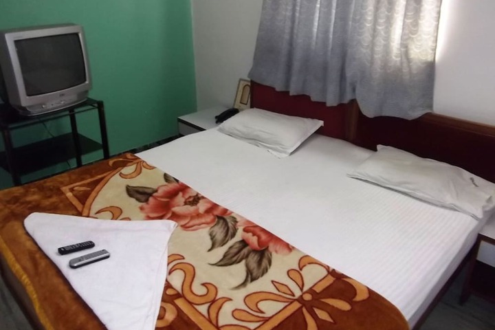 Room 6 of 20