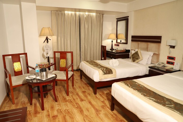 Room 15 of 39