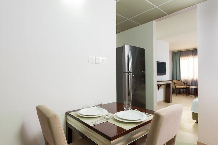 Room 13 of 27
