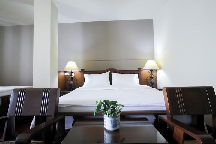 Room 48 of 167