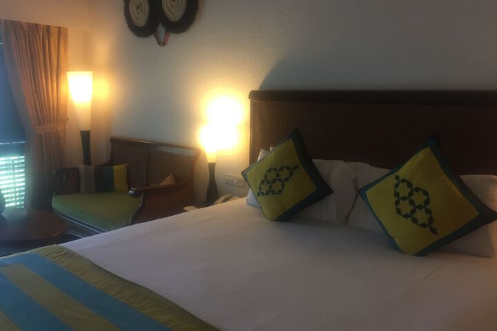 Room 14 of 75