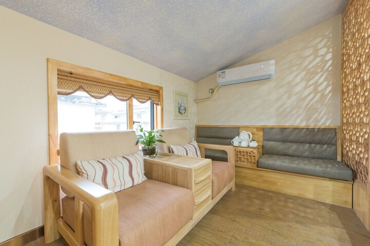 Room 16 of 29
