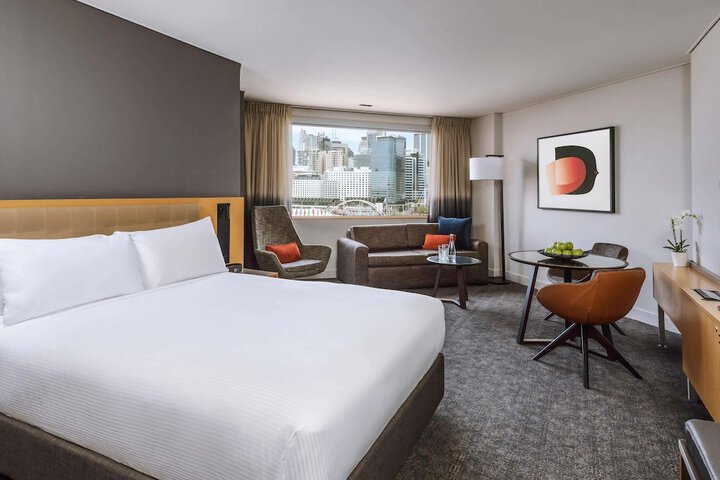 Room 34 of 227
