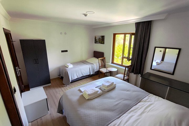 Room 22 of 110