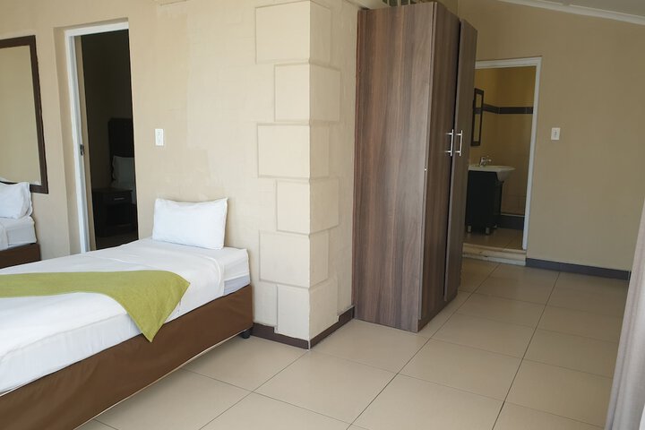 Room 29 of 69