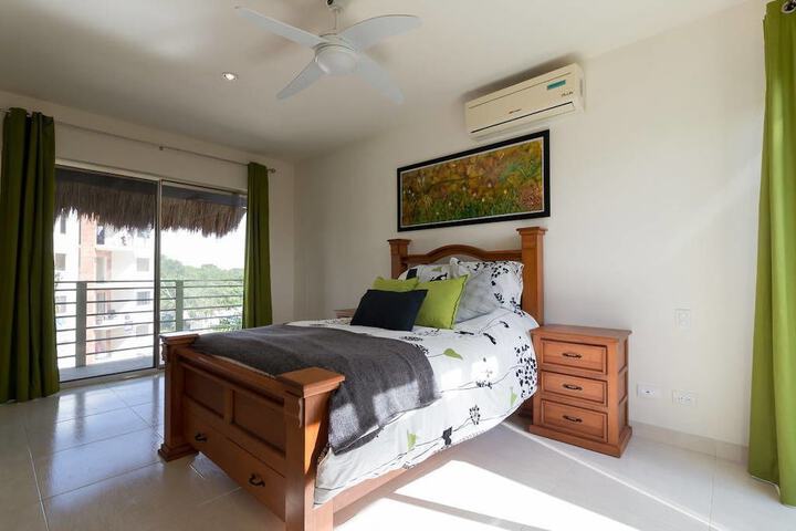 Room 4 of 34